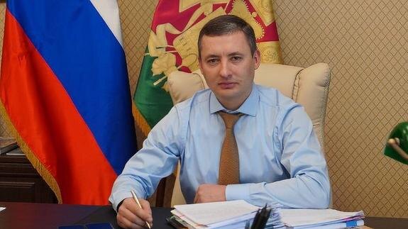 У чиновника, содравшего с пенсионерки 80-ти тысячный штраф хотят изьять имущество на четверть миллиарда