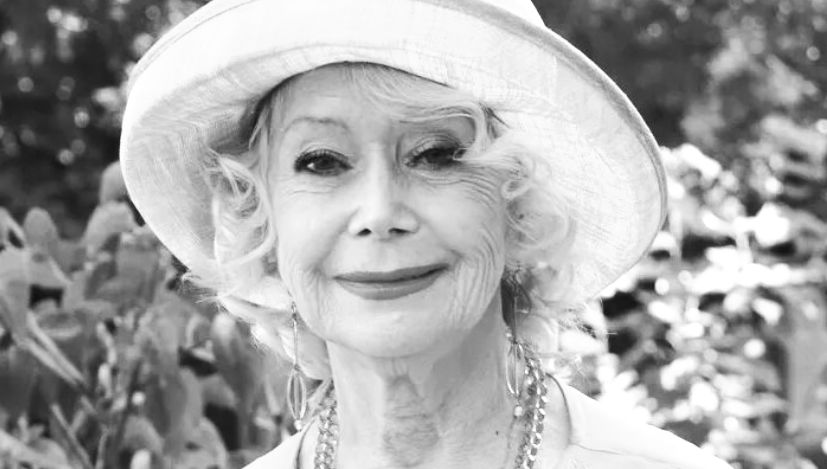 на фото Светлана Немоляева 