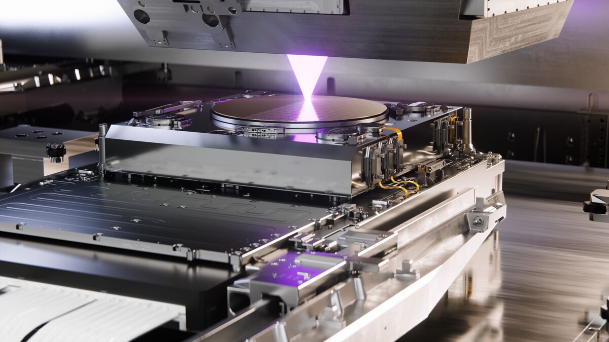 «Световой карандаш» EUV рисует узоры интегральных схем. Изображение: ©ASML 