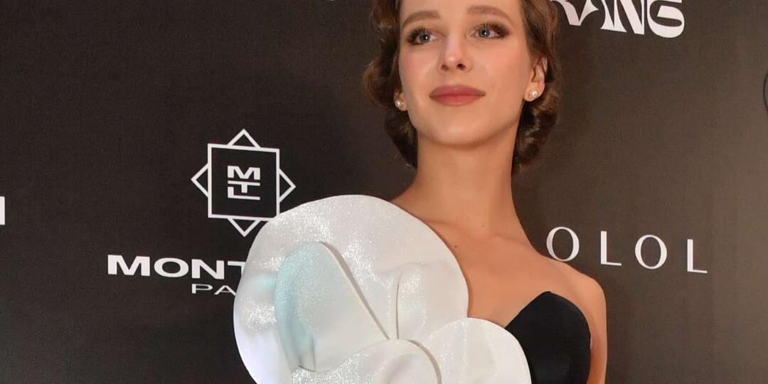 «Я сама удивляюсь, почему он выбрал меня». Как брак с Ильей Авербухом изменил жизнь Лизы Арзамасовой