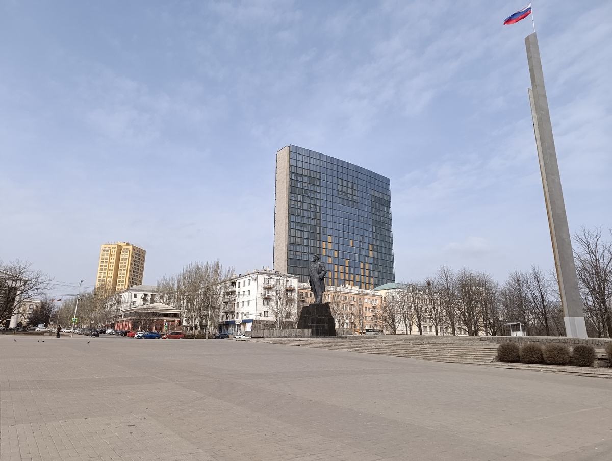 Площадь имени Ленина в Донецке.
