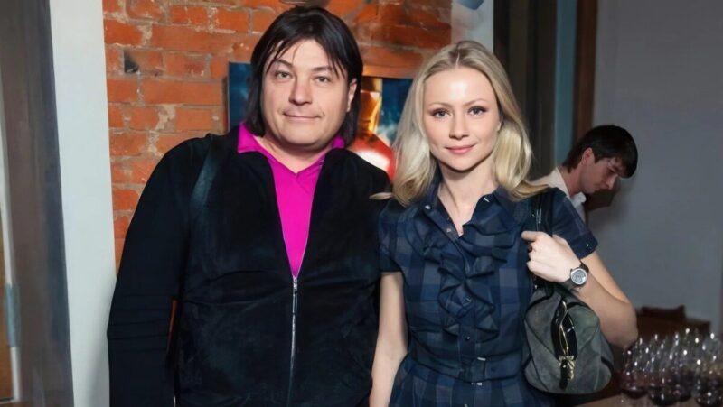    Первый супруг Марии Мироновой, Игорь Удалов.