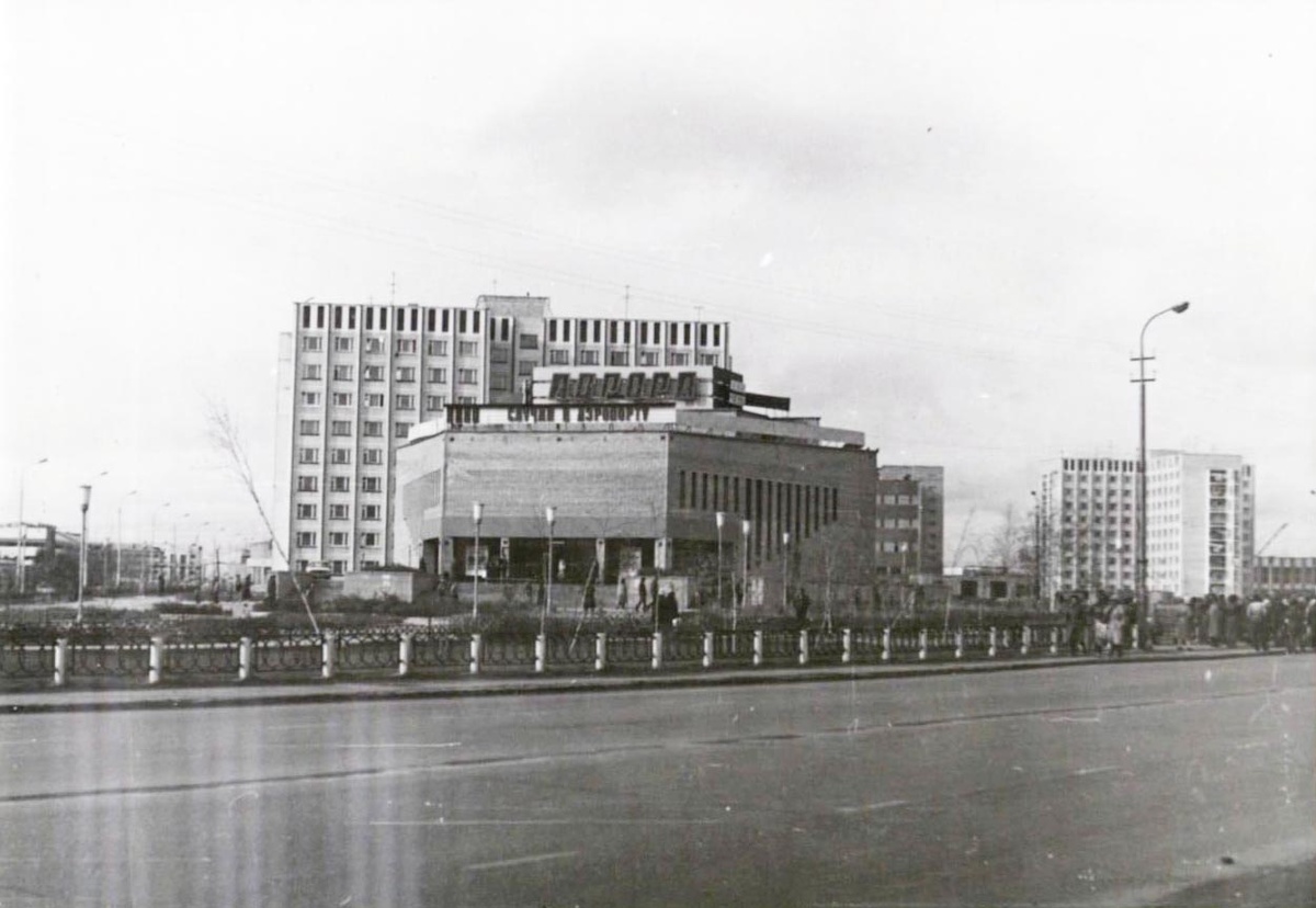    Почему Сургут решил сохранить «Аврору» и Дом пионеров