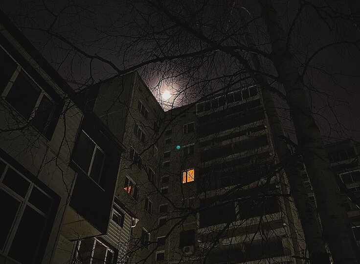 Бессонница и глупые мысли: как я перестал читать новости по ночам и начал оплачивать себе интернет.