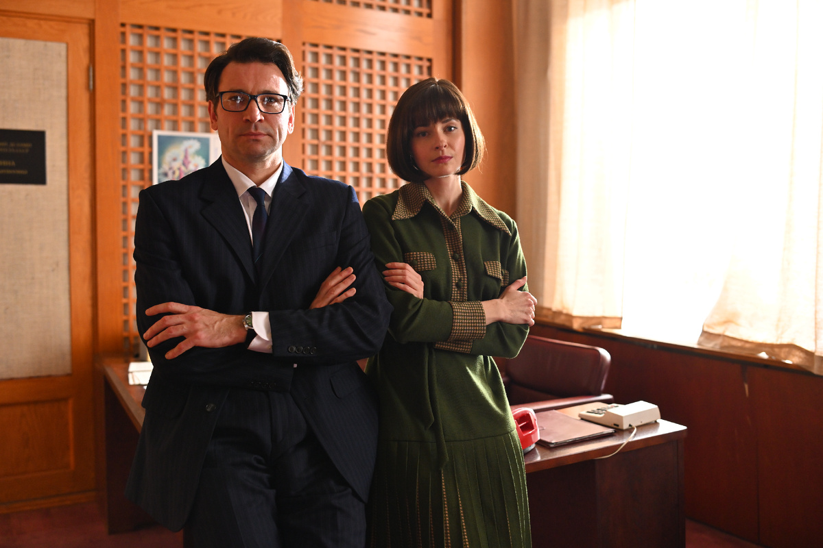 Марина Ворожищева в роли Леры и Антон Хабаров в роли Игоря Апрельцева на съемочной площадке сериала «Казанова. Возвращение»