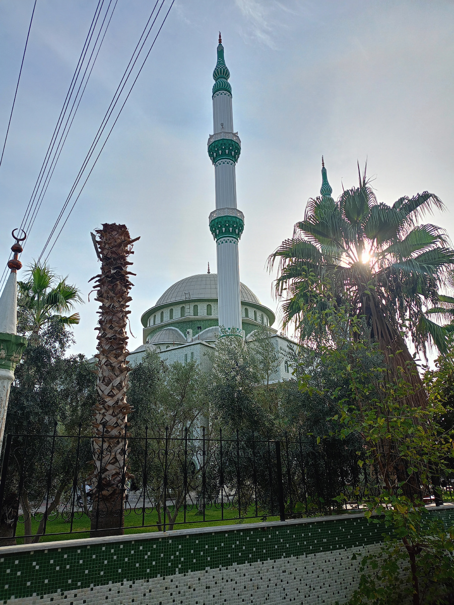 Из личного архива - зелёная мечеть в Сиде, Турция