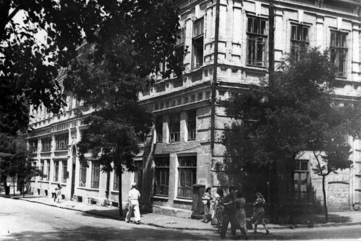    Школа № 15 в Ростове-на-Дону./Из личного архива Наталии Солженицыной