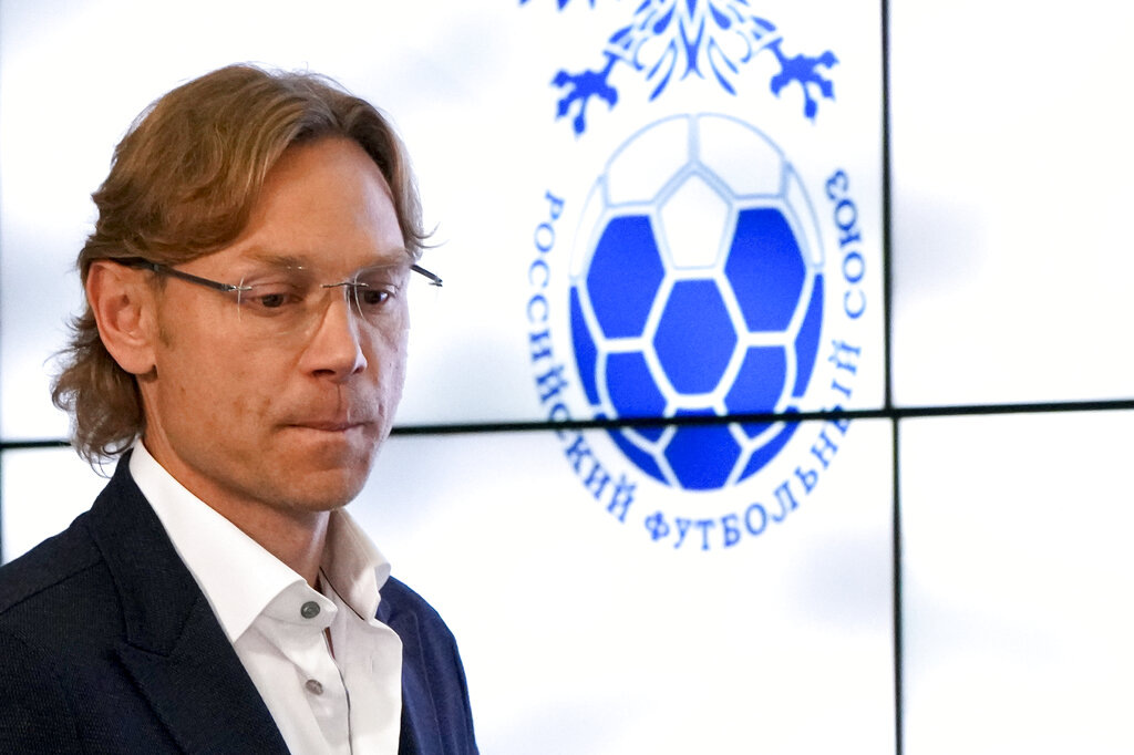    Футбол Валерий Карпин (AP)