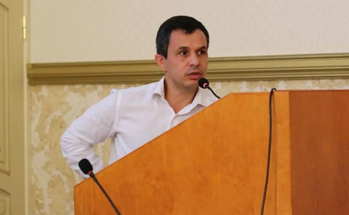    Источник: Рашидхан Абдуллаев Фото: Министерство по земельным и имущественным отношениям Республики Дагестан. rbc.ru Юрий Карпов