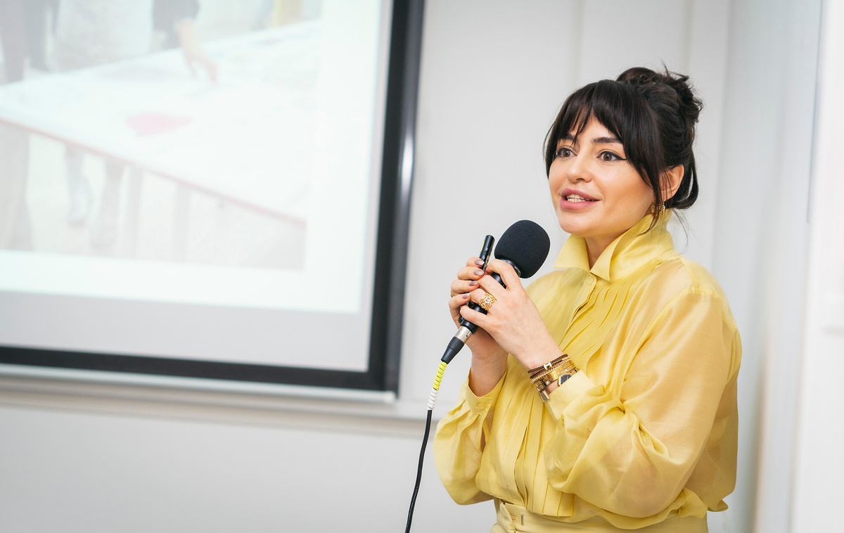 Основательница сети концепт-сторов «Предметы» Мадина Гумерова читает авторский курс в Высшей школе экономики
