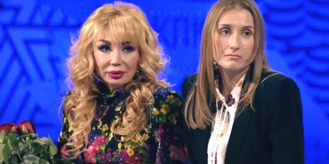 «Нас выселяют на улицу!»: Маша Распутина обратилась в Верховный суд из-за ареста единственного дома