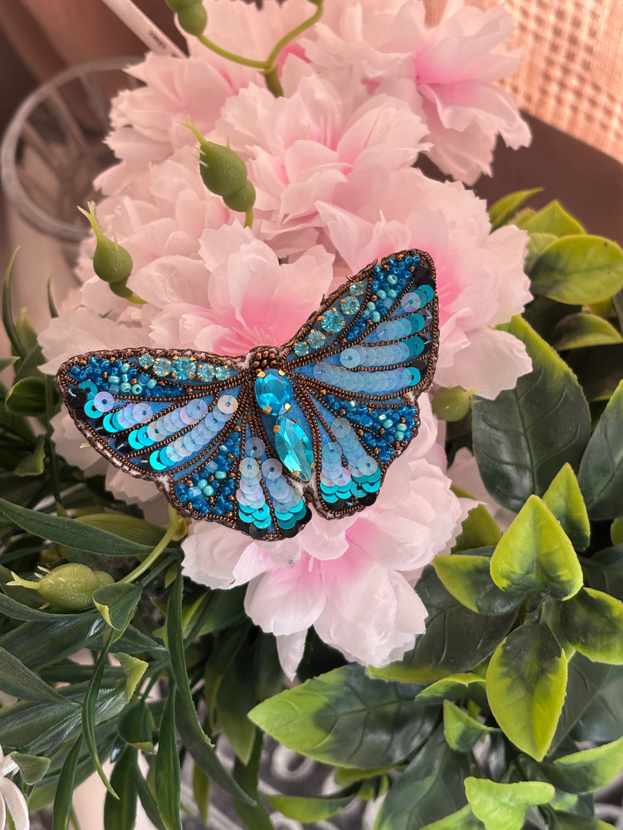 Брошь-бабочка по набору