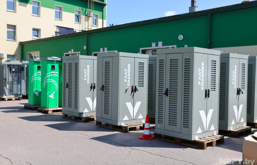 В «Белоруснефти» развернули собственное производство электрозарядных станций