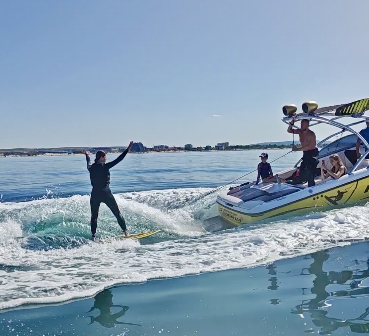Морские прогулки, вейкборд, вейксерф в Анапе 2026