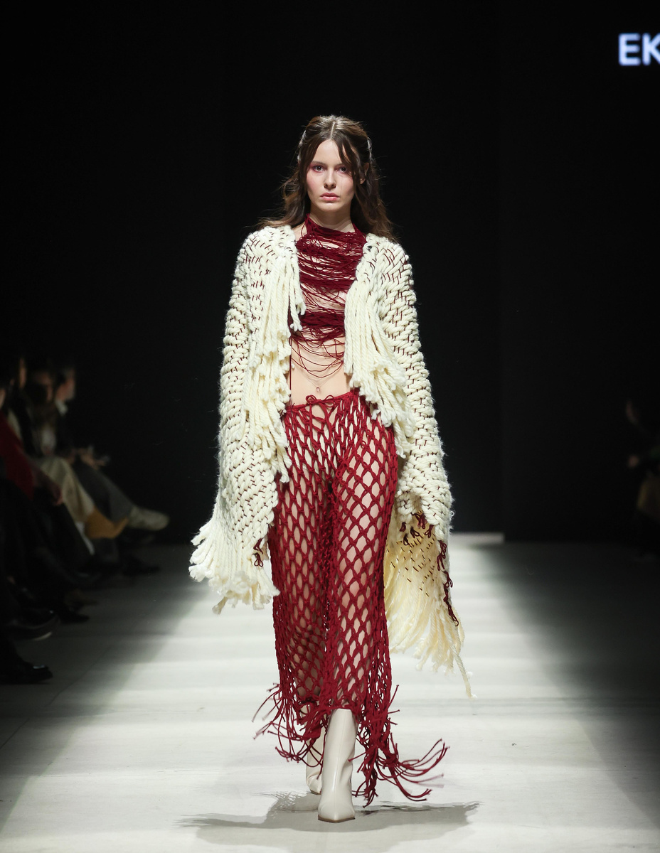 Екатерина Русанова «Сплетение поколений || Woven Generations»