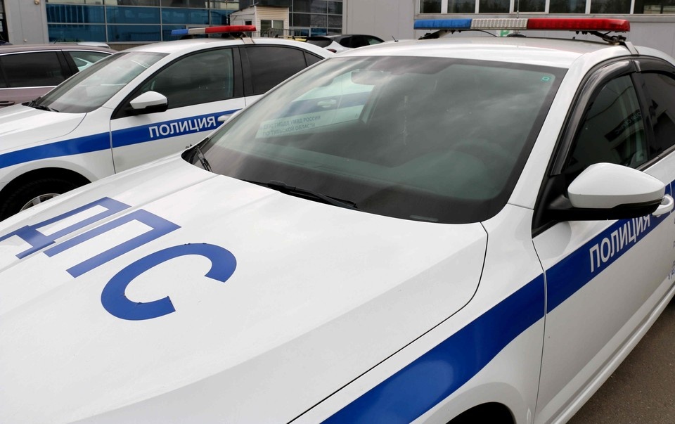    В Туле водитель «Опель Астра» умер за рулем и врезался в дом на улице Пузакова Игорь КОПЫТОВ