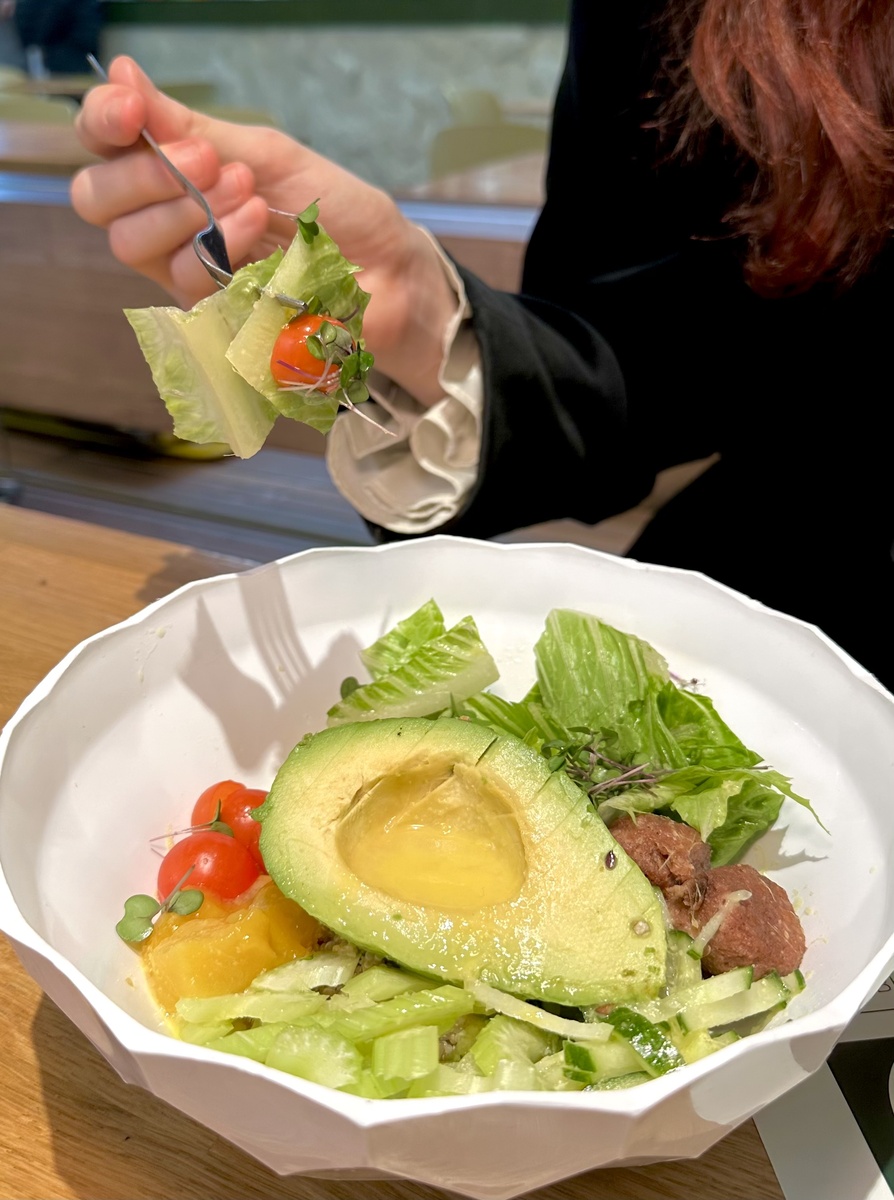 Такой формат удобен не только во время поста, но и для тех, кто придерживается растительного или веган-рациона, а также для тех, кто просто хочет выстроить более сбалансированное питание