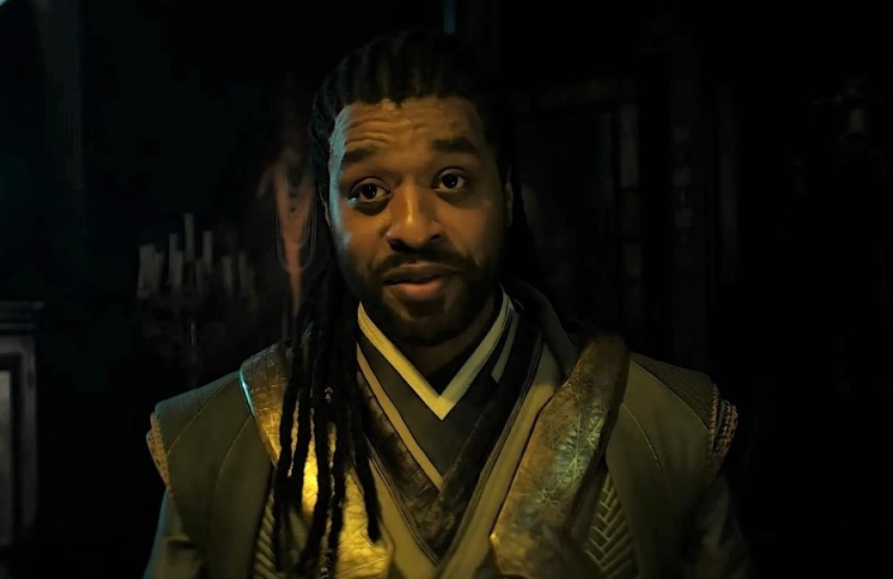     Чиветель Эджиофор, кадр из фильма «Доктор Стрэндж: В мультивселенной безумия» (2022)