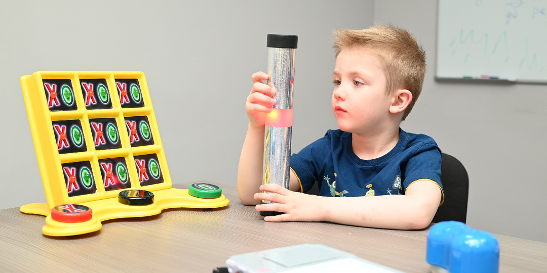 Развитие исполнительных функций у детей с ОВЗ: практические методы для специалистов