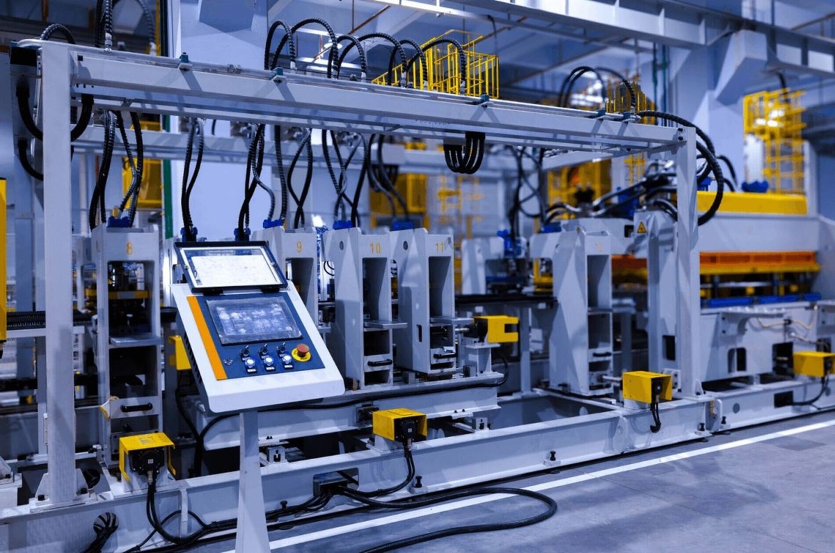    Ca«Арматек» бренд высокотехнологичного основного и вспомогательного металлообрабатывающего оборудования для машиностроительных предприятий, созданный в 2023 году. Источник: официальный сайт ГК «Инструмент».