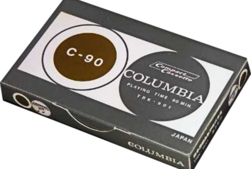 Почему Denon долго не хотели выпускать чистые кассеты?