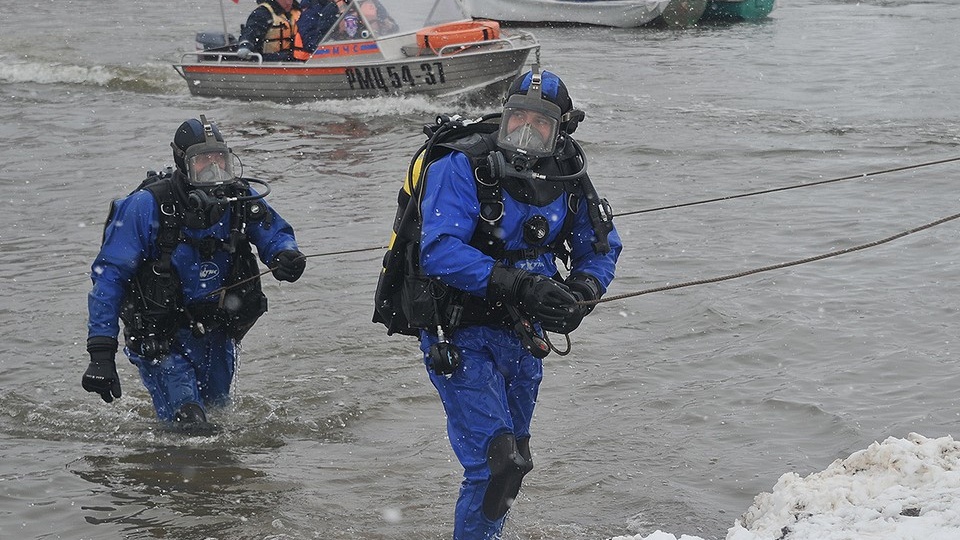 Трое друзей из Подмосковья купили коробку конфет и пропали. Чтобы найти тела, поисковикам понадобилось десять дней