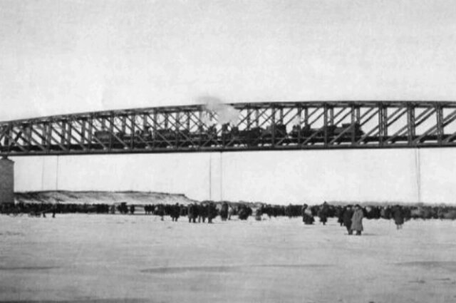    Мост через Обь Фото: РЖД