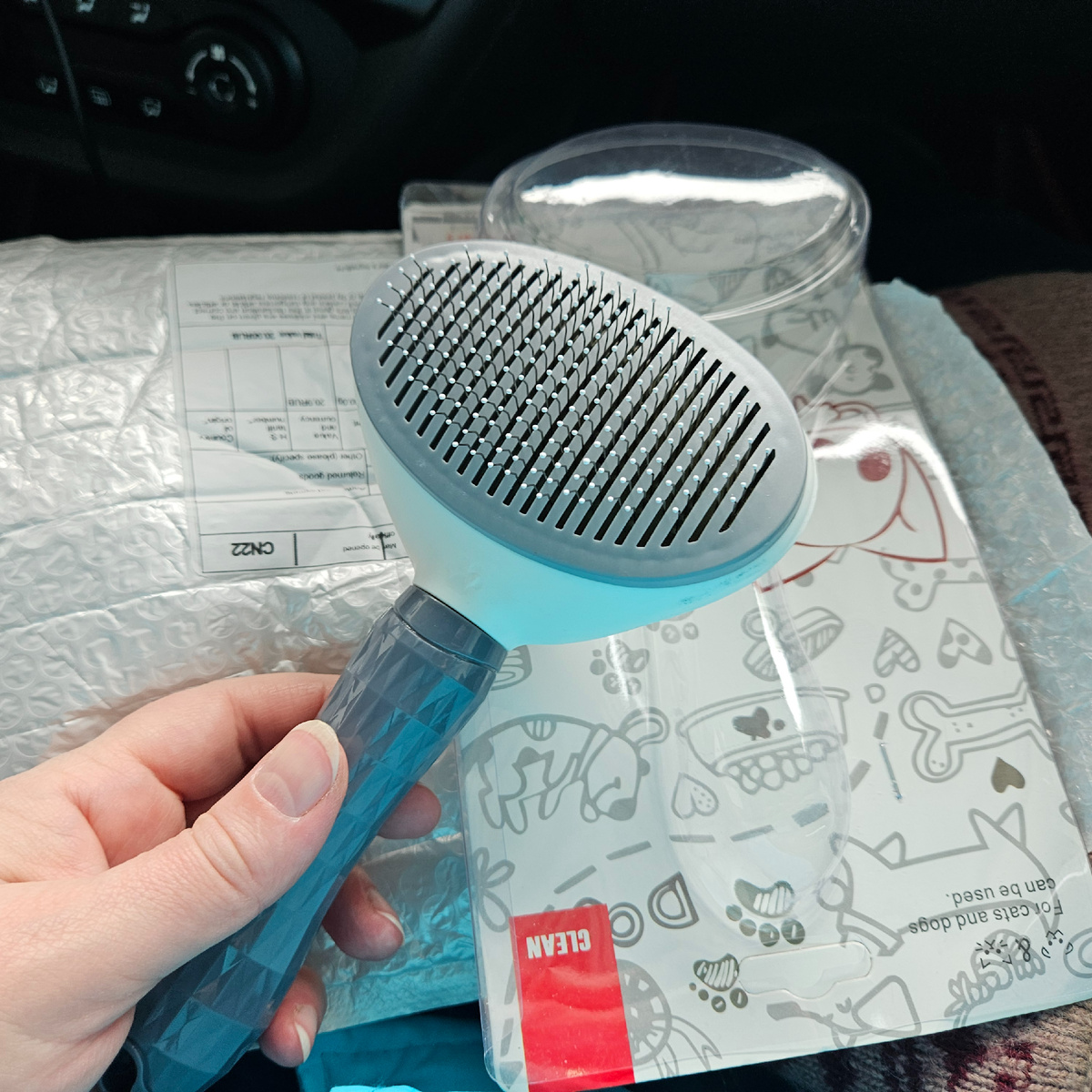 Щётка для кошек.