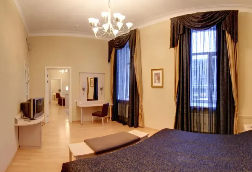 Честный обзор гостиницы Октябрьская в центре Петербурга