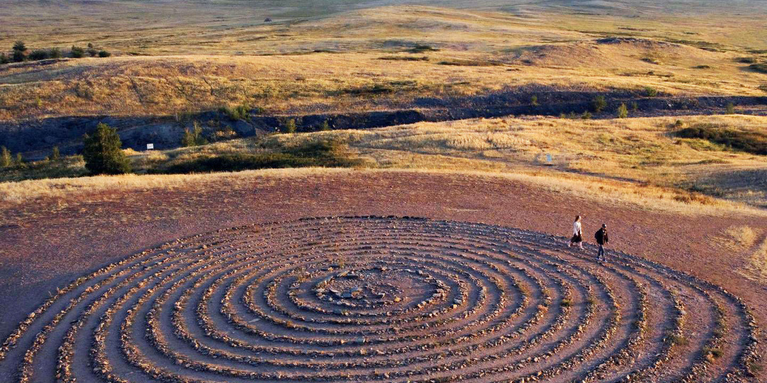 Археологи нашли укрепления бронзового века, а туристам продают «энергетические вихри»