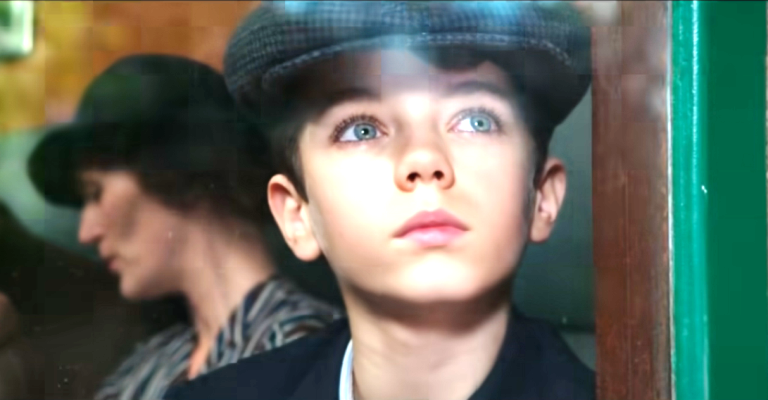 фильм «Как прогулять школу с пользой», Франция, 2017 год. Режиссер Николя Ванье. В главных ролях: Франсуа Клюзе, Жан Скандель, Эрик Эльмоснино, Валери Карсенти. Скриншот фильма