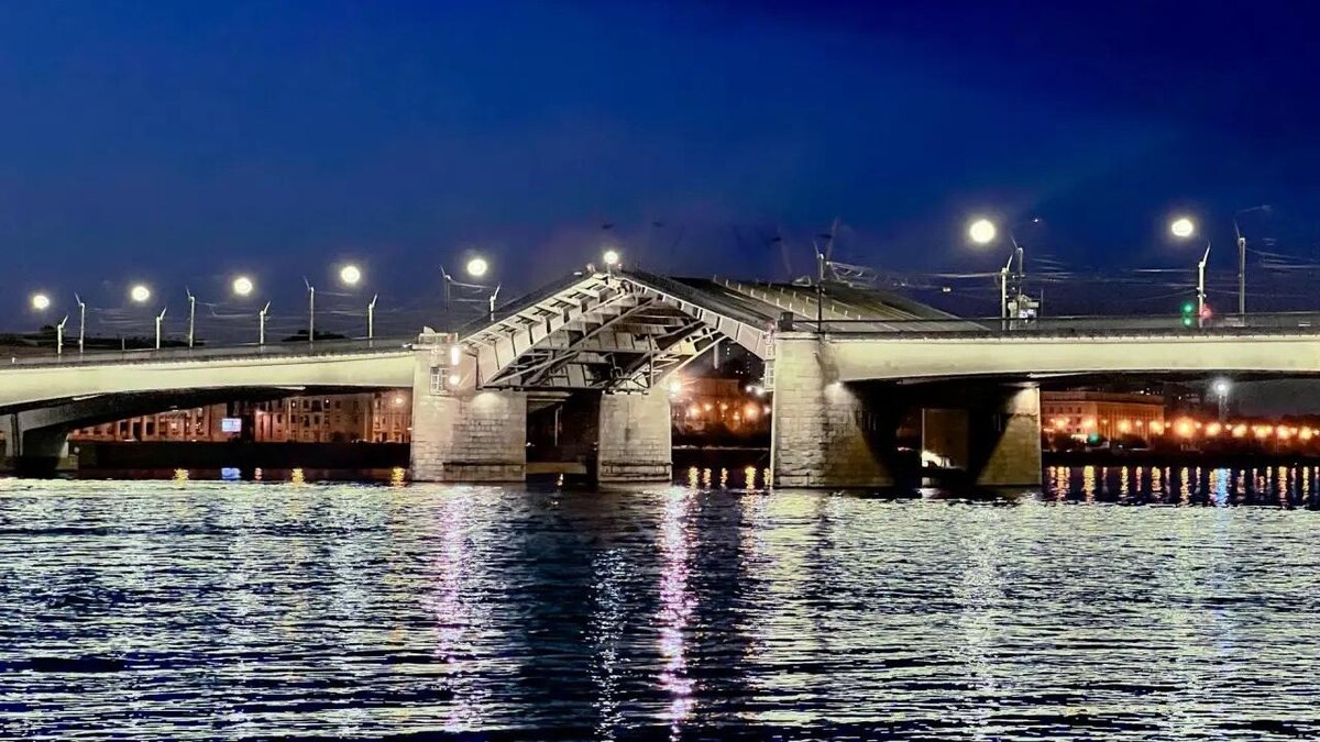    Фото: vk.com/mostotrestspb