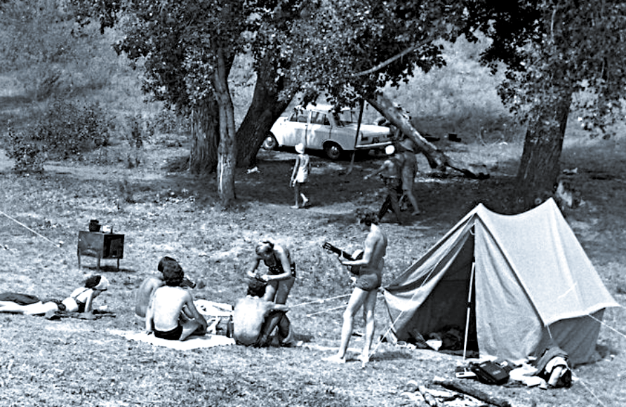 Отдых на природе, 1970-е гг.