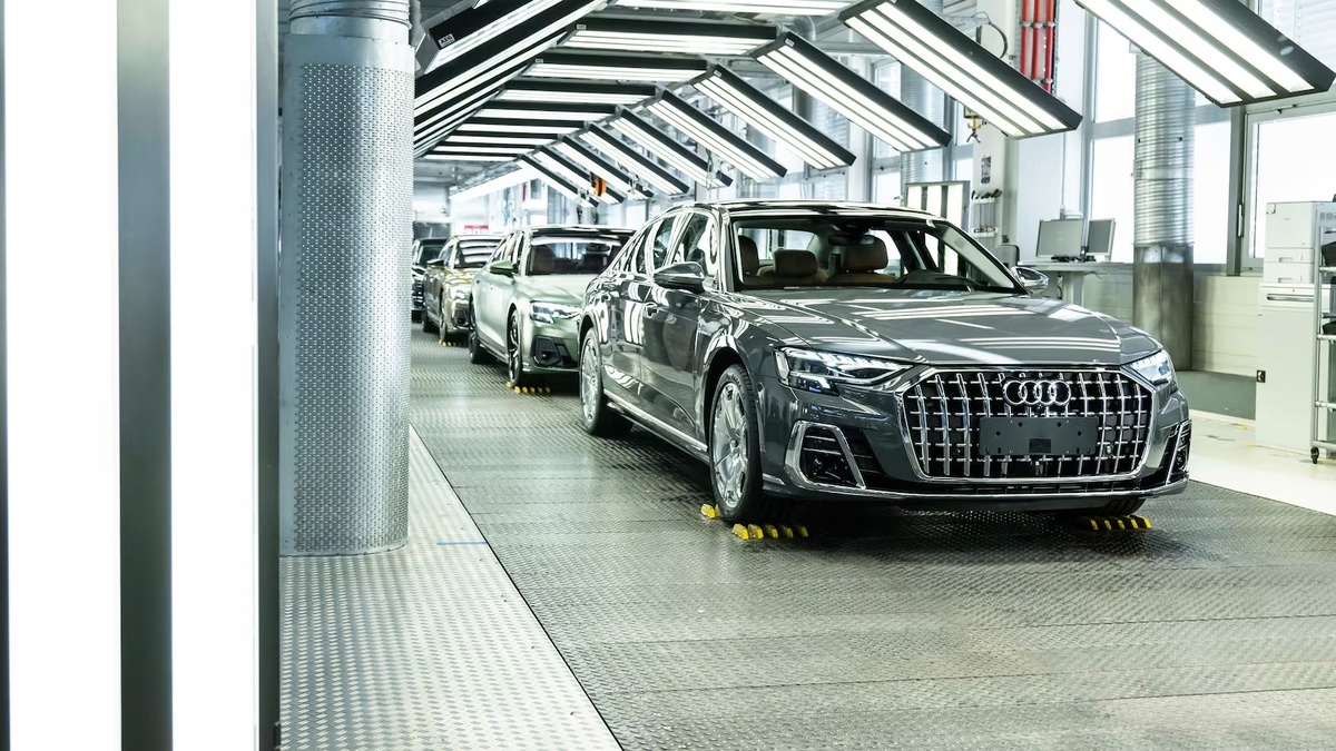 Последние Audi A8