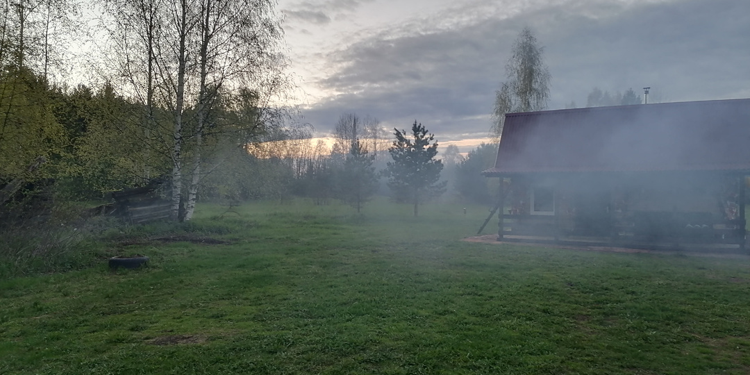 Таинственная история о том, как два друга оказались "заложниками" в собственной избе