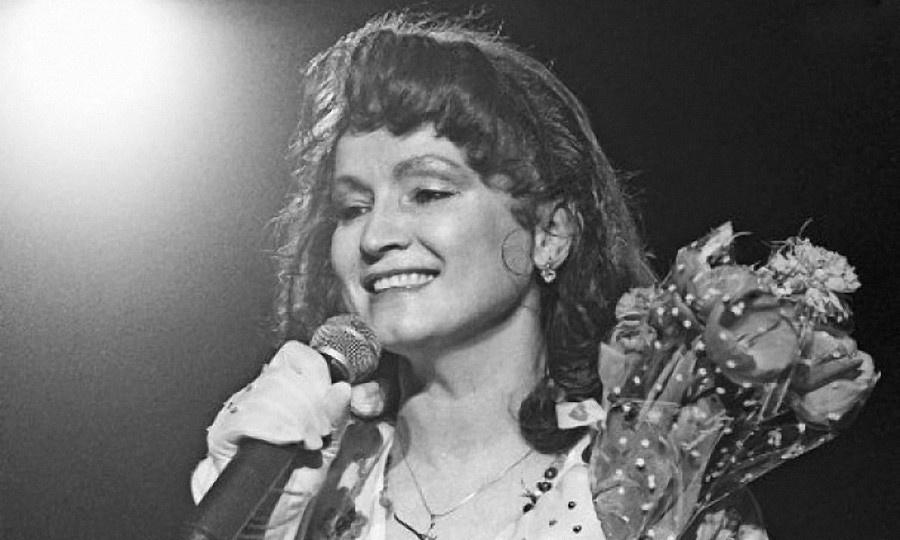 София Ротару: первая любовь, о которой молчала страна