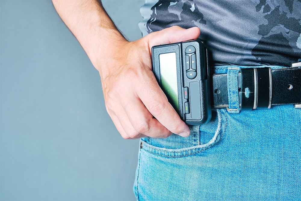    Покупая пейджер, пользователь получает нерабочий сувенир из 90-х. / iStock