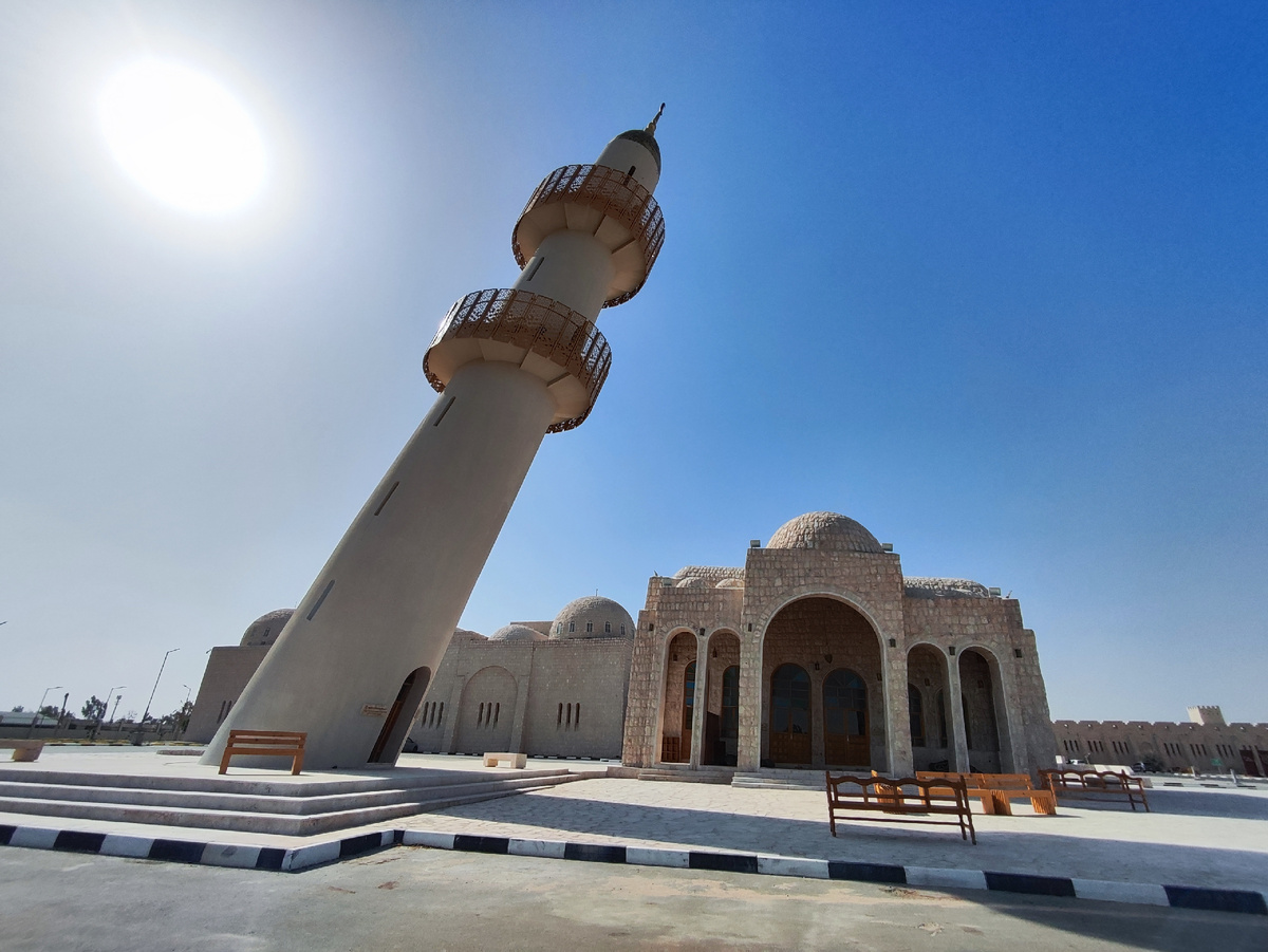 Мечеть перед музеем Аль-Тани, Катар (фото из личного архива)