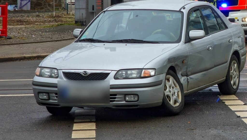   15 лет с Mazda Familia: откровенный отзыв владельца (источник изображения) News Express Team