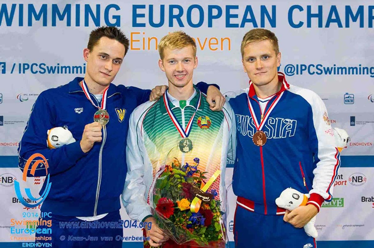 Александр Голинтовский на церемонии награждения на чемпионате Европы по плаванию. Эйндховен, Голландия. 2014 год