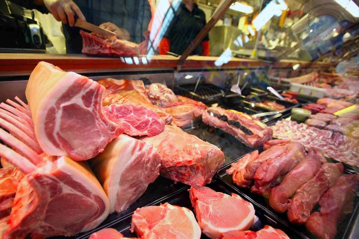 Фото с сайта: https://www.greenme.it/salute-e-alimentazione/salute/legame-tra-contaminazione-della-carne-e-infezioni-del-tratto-urinario/