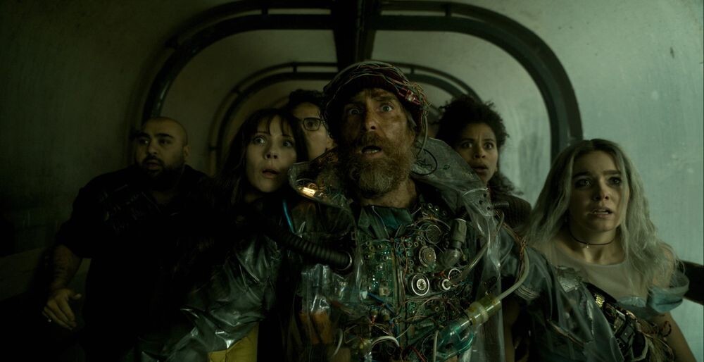 2025 год. 2 часа 10 минут. КиноПоиск: 7.0. KinoOrel - 50/100. Фантастика, комедия. Режиссёр: Гор Вербински. В ролях: Сэм Рокуэлл, Джуно Темпл, Хэйли Лу Ричардсон, Майкл Пенья, Зази Битц.