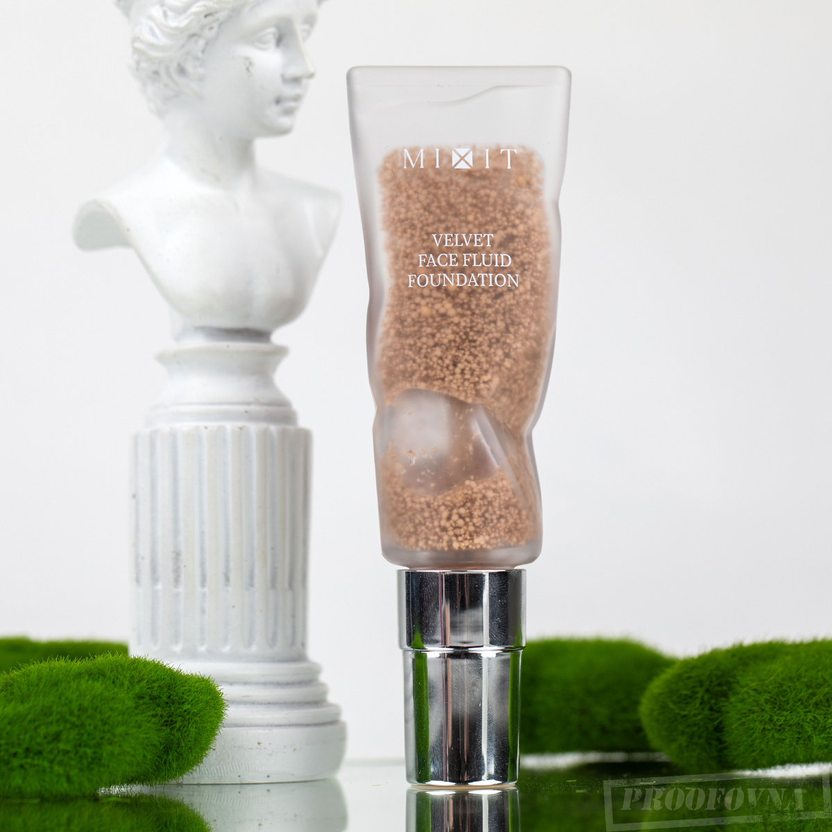 Тонирующий флюид для лица Velvet Face Fluid Foundation Mixit