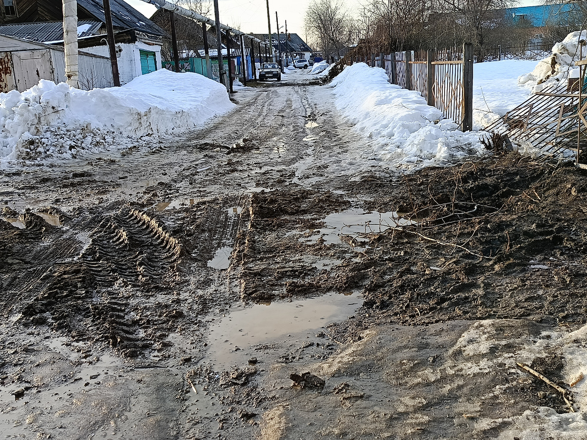 Вот такая " красота"... Всё перекопано !