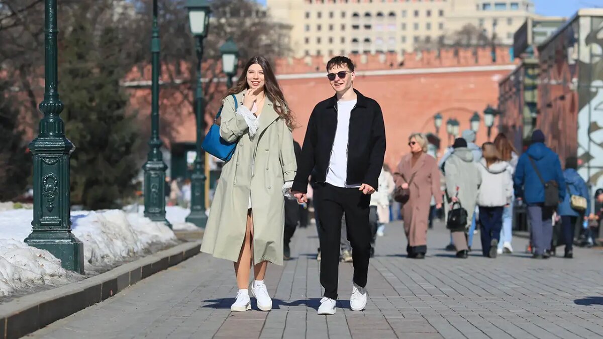    Погода. Василий Кузьмиченок / АГН Москва