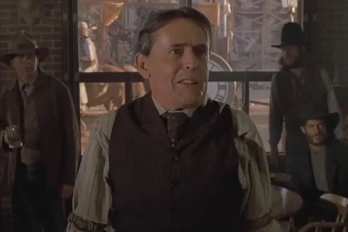  © «Назад в будущее: Часть III» (1990), Universal Pictures