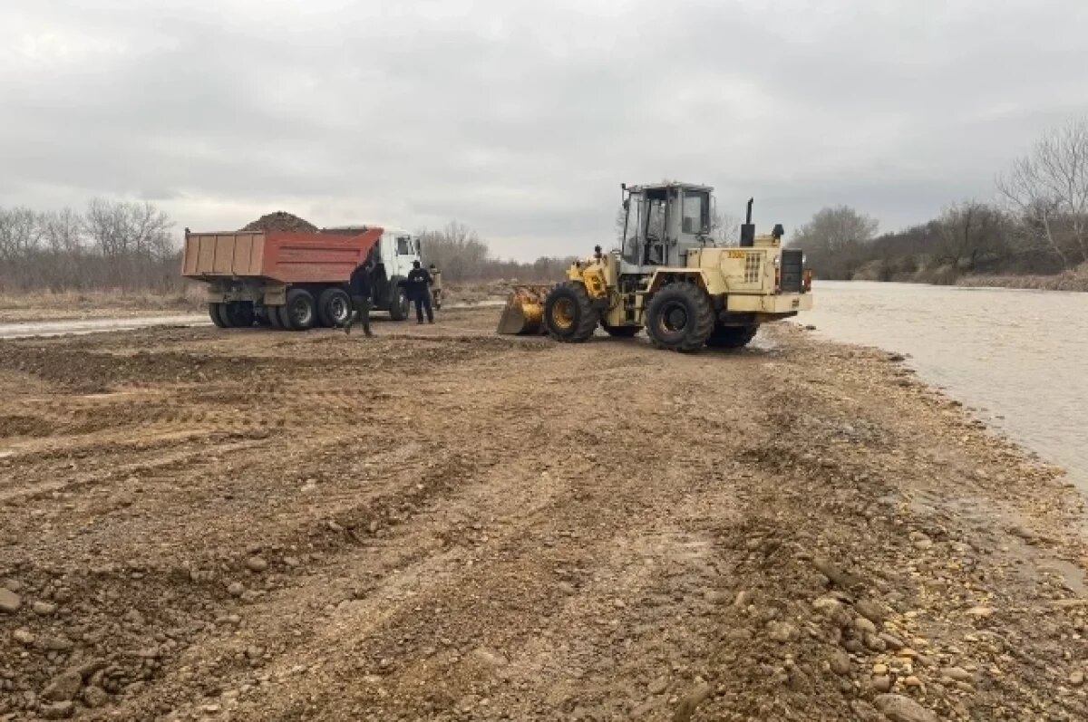    Полиция Дагестана ищет неизвестных похитителей полезных ископаемых