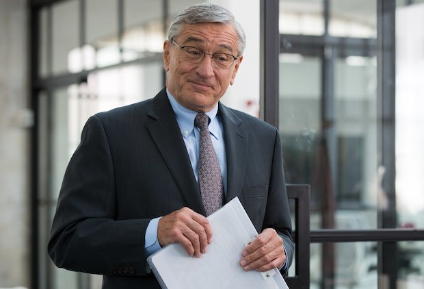 После 40 многие мужчины начинают зарабатывать больше. Вот почему это происходит. Есть странная закономерность