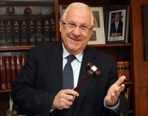 Руби Ривлин. Фото из открытых источников. Ривлин — первый президент, происходящий из кругов ревизионистов, верный ученик Зеева Жаботинского. Президент Израиля с 24 июля 2014 по 7 июля 2021 года.