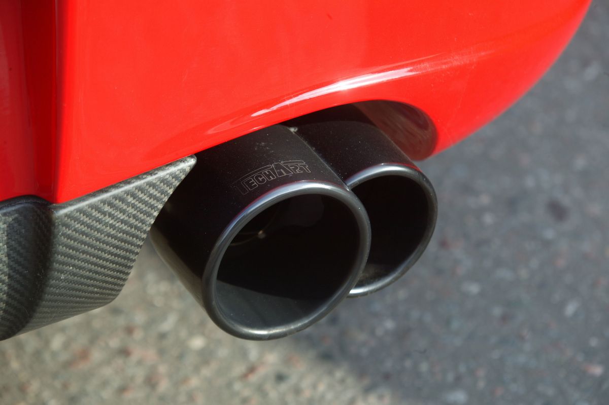    Автомобиль выхлопная труба тюнинг GLP